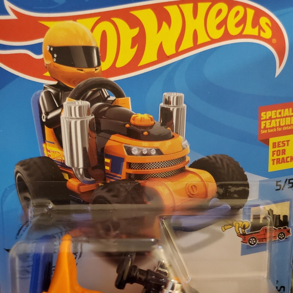 Treasure Hunt Grass Chomper